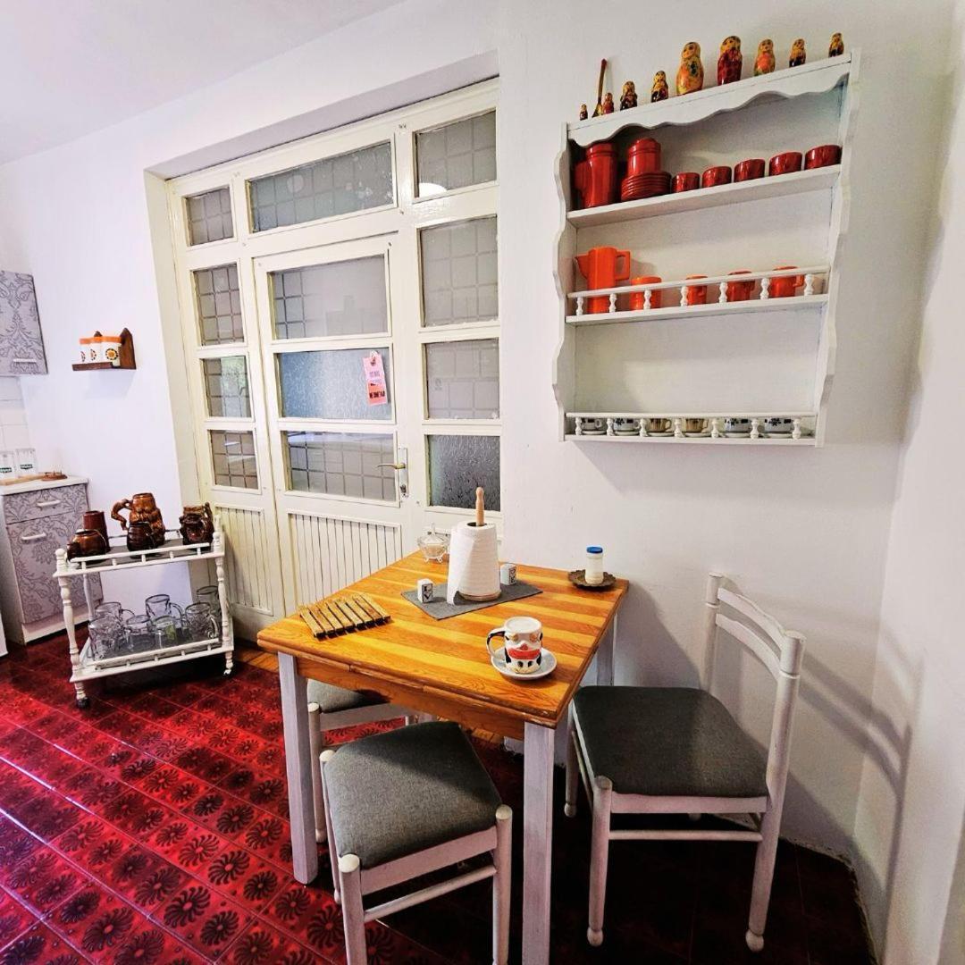 Prenociste Chardak Hotel Tuzla Buitenkant foto