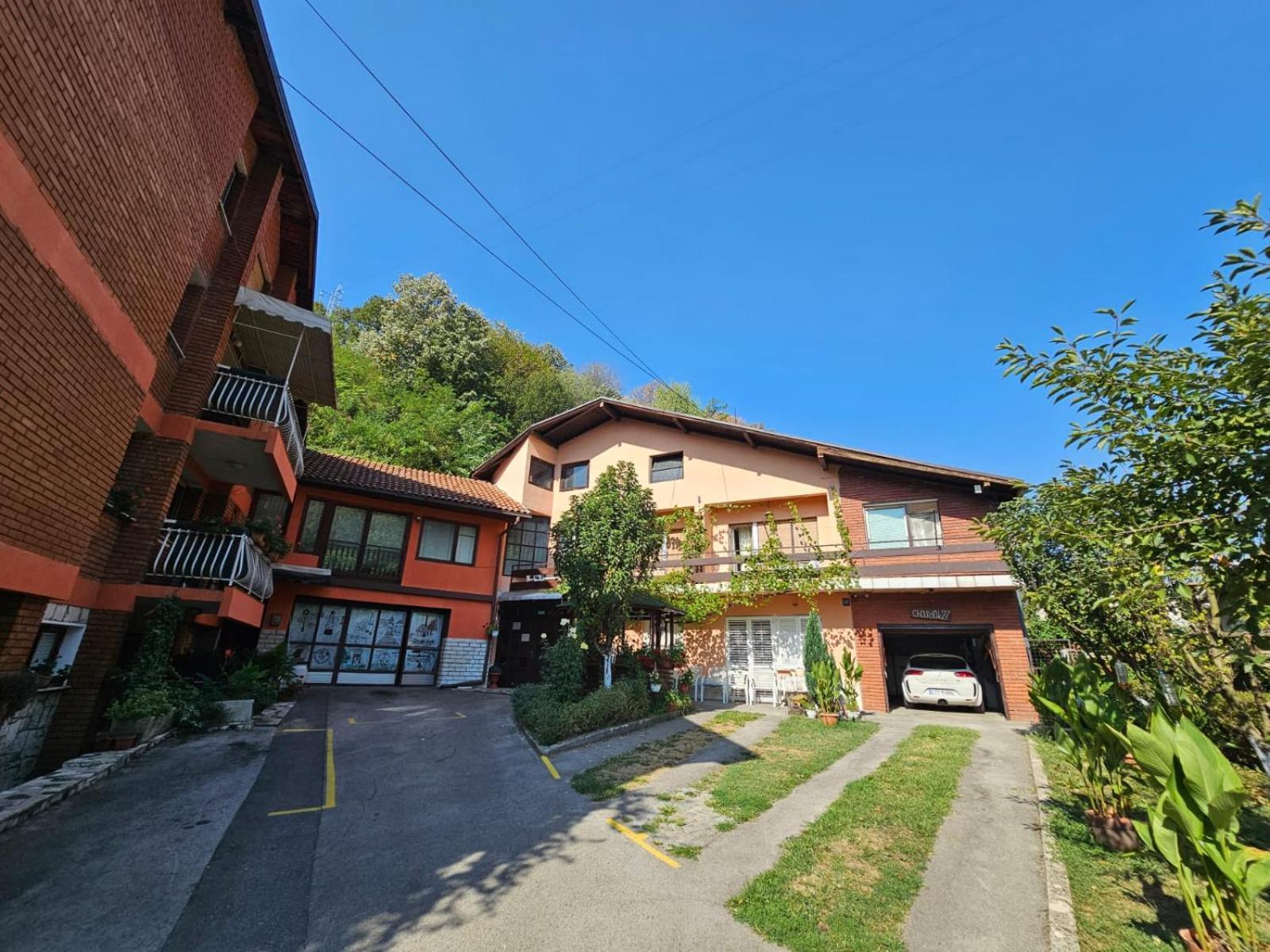 Prenociste Chardak Hotel Tuzla Buitenkant foto